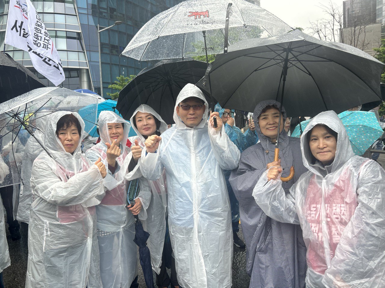 [강오석 공공운수노조 서울지부 숙명여자대학교분회장 인터뷰] "조합원들과 마음으로 만나는 것, 그 자세로 소수노조 위기 탈출했죠"