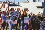 Block the Boat(배를 막아라!): 이스라엘의 선박을 막아선 노동자들