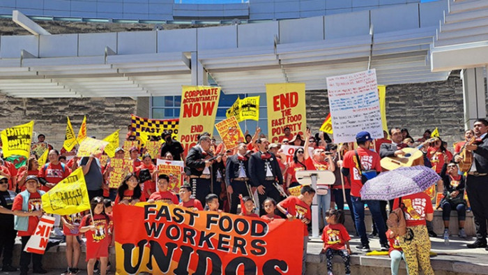 bcn-20230802-strike-01.jpg