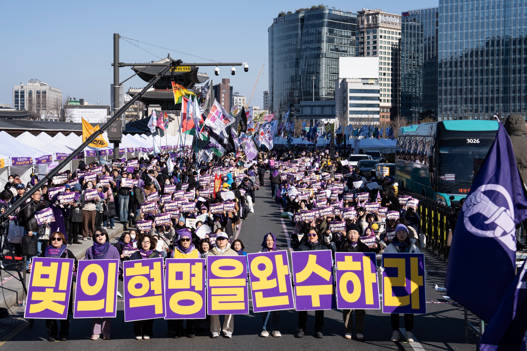 여성대회 축사한 원민경 성평등부장관, 그는 살해된 이란 여아들의 죽음으로부터 자유로울 수 있을까? 