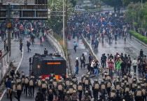 인도네시아에서 누적된 불평등과 폭력진압에 맞선 대규모 시위가 벌어지다.