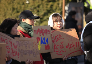 [발언] 세종호텔지부는 일터의 차별에 저항하는 용기있는 기아차 화성공장 여성노동자들의 투쟁에 마음깊이 연대합니다